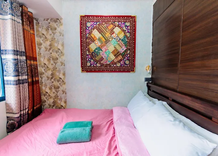 Canvas & Petals Blossoming Art Penthouse Gym Swim Park 5716 Apartamento