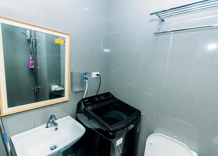 Apartamento Canvas & Petals Blossoming Art Penthouse Gym Swim Park 5716 Manila