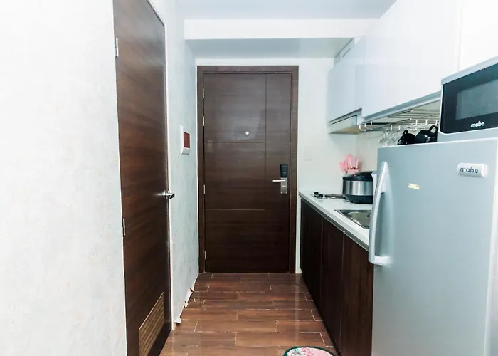 Apartamento Canvas & Petals Blossoming Art Penthouse Gym Swim Park 5716 *